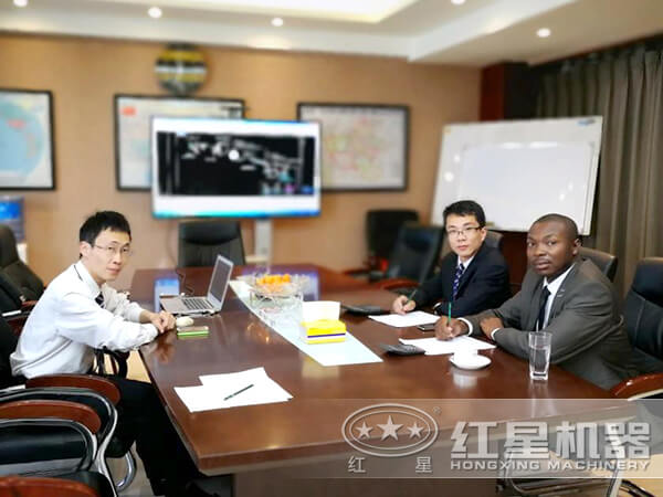 來廠咨詢、了解設(shè)備的客戶