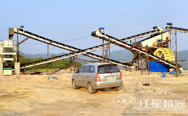 制砂機、洗砂機現(xiàn)場